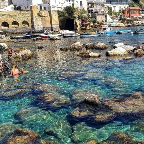 Romeo house Hotel in Naples