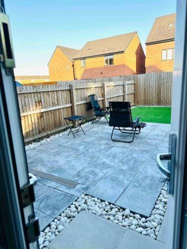 Stunning Private room in a Home - TV, Bathroom & Parking! Hotel in Salford