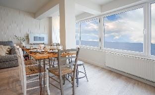 Sea Spray - Bracklesham Bay Hotel in Chichester District