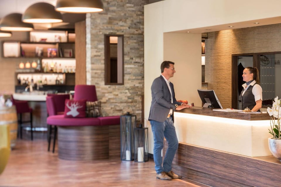 Hotel Peterhof - REOPENING November 2026 Hotel in Kempten