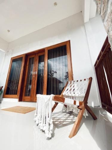 Sumbul View Surfcamp Hotel in Bali