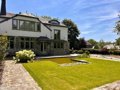 Manoir Nestor - Chairiere Hotel in Wallonia, Belgium
