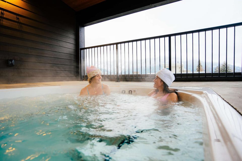 Basecamp Suites Revelstoke Apartment hotel in Revelstoke