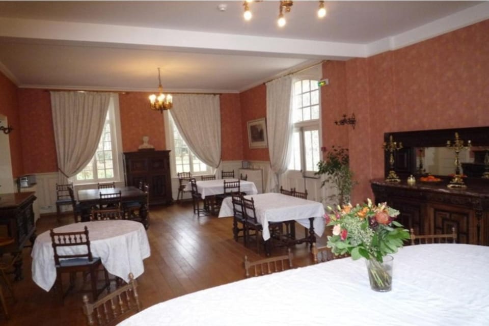 Chateau de Behen Hotel in Hauts-de-France
