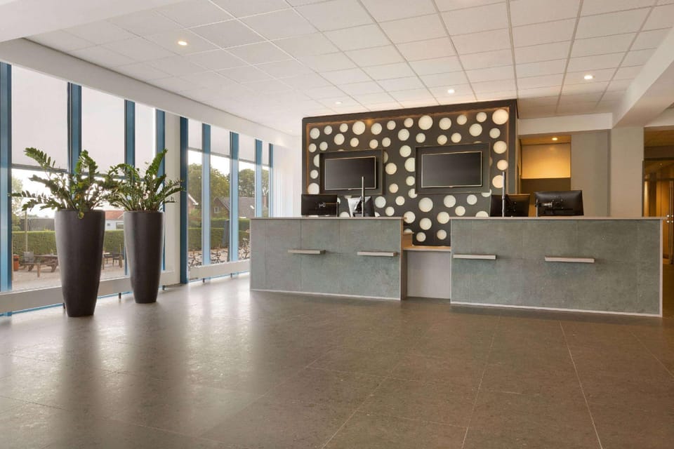 Ramada by Wyndham Amsterdam Airport Schiphol Hotel in Amsterdam