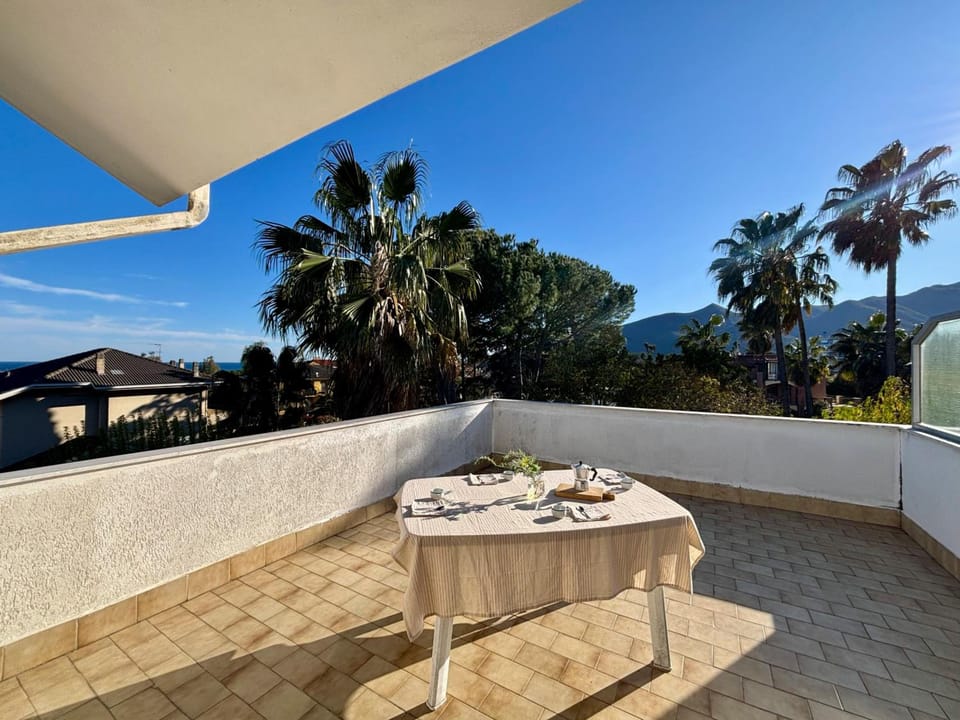 VILLA PAOLA Apartment hotel in Loano