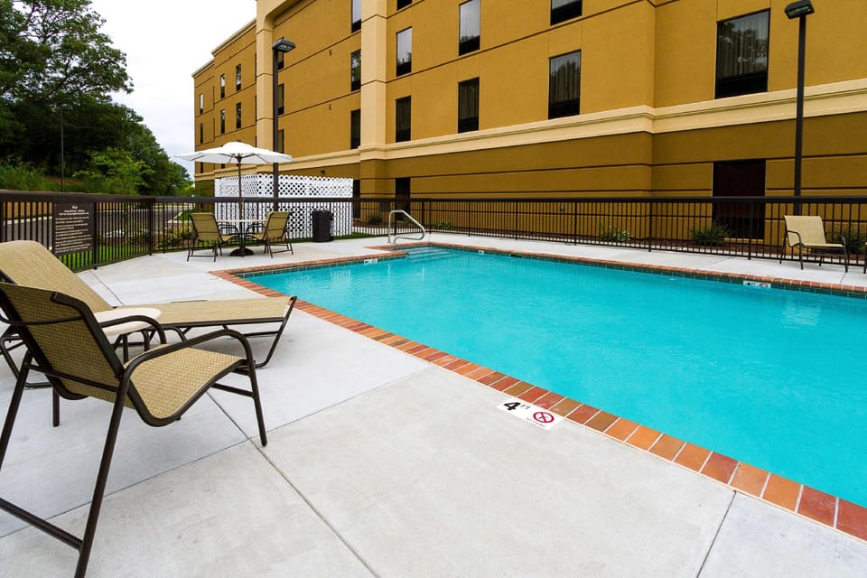 Hampton Inn Fayetteville Hotel in Tennessee