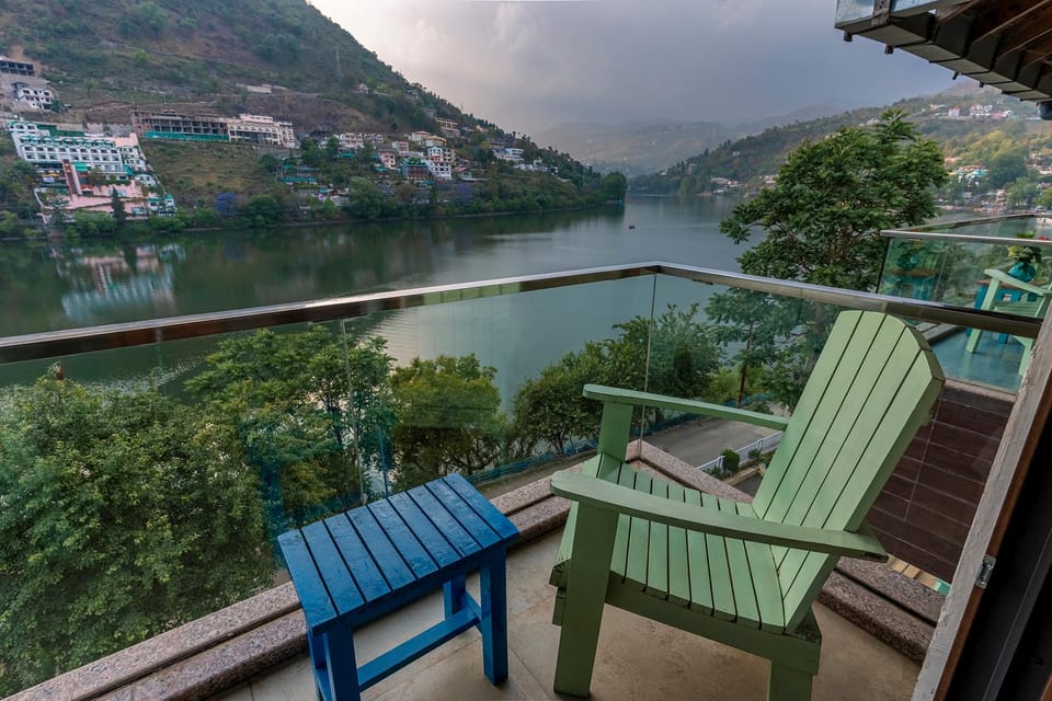 Sojourn By The Lake, Bhimtal Hotel in Uttarakhand