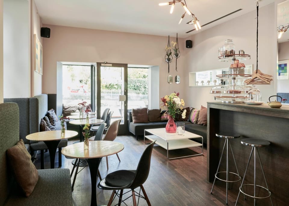 Bar/lounge