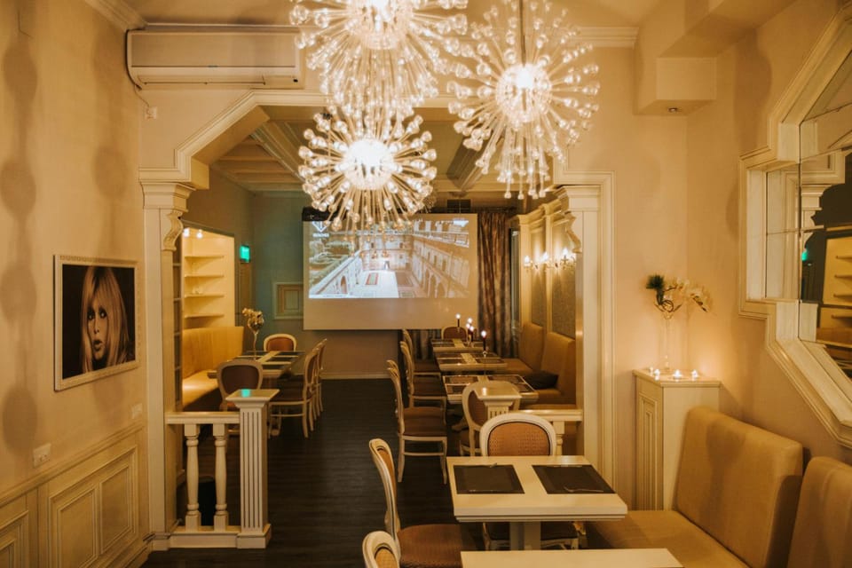 Carol Boutique & SPA Hotel in Bucharest
