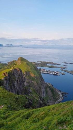 Angelas Fjord Suite Hotel in Lofoten