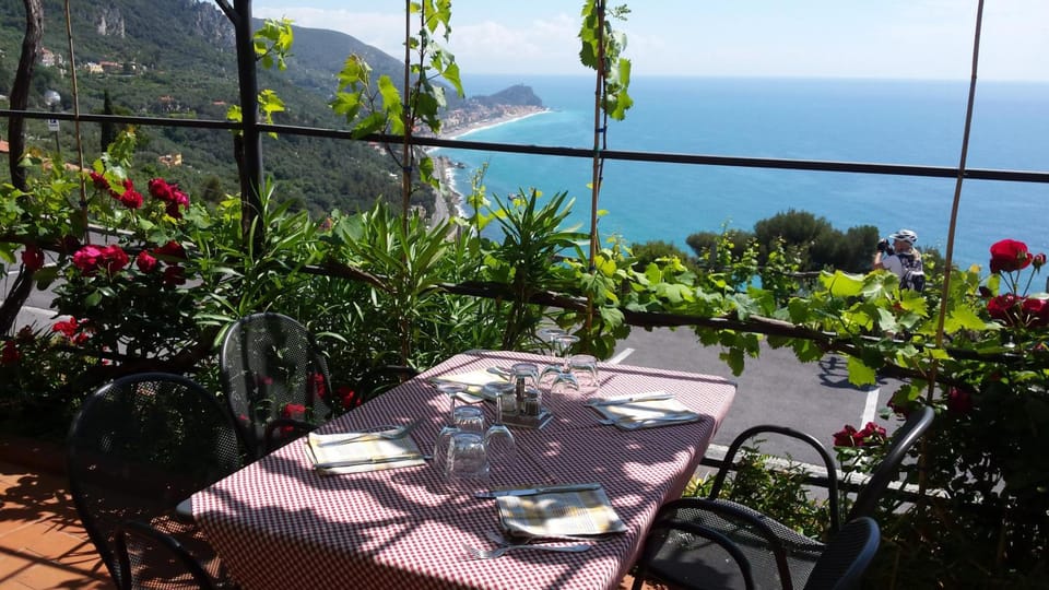 Hotel La Gioiosa Hotel in Finale Ligure