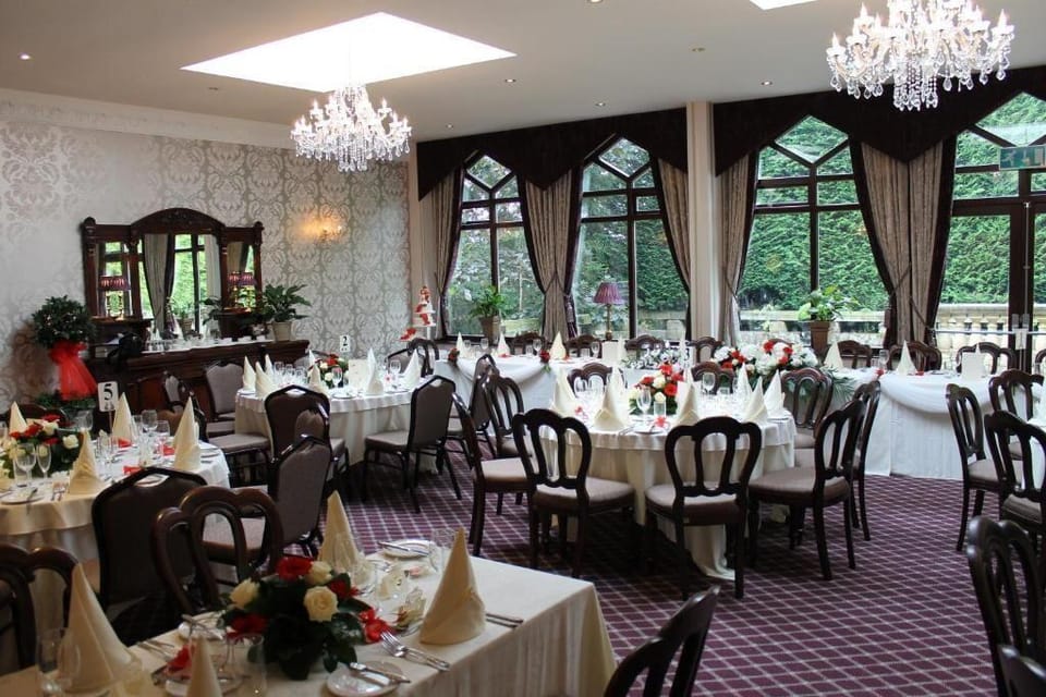 Oakwood Hall Hotel in Craven District