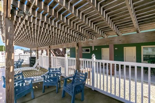 Beach Bunker Hotel in Port Aransas