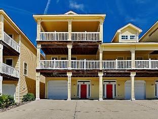 Sandy Starfish Hotel in Port Aransas