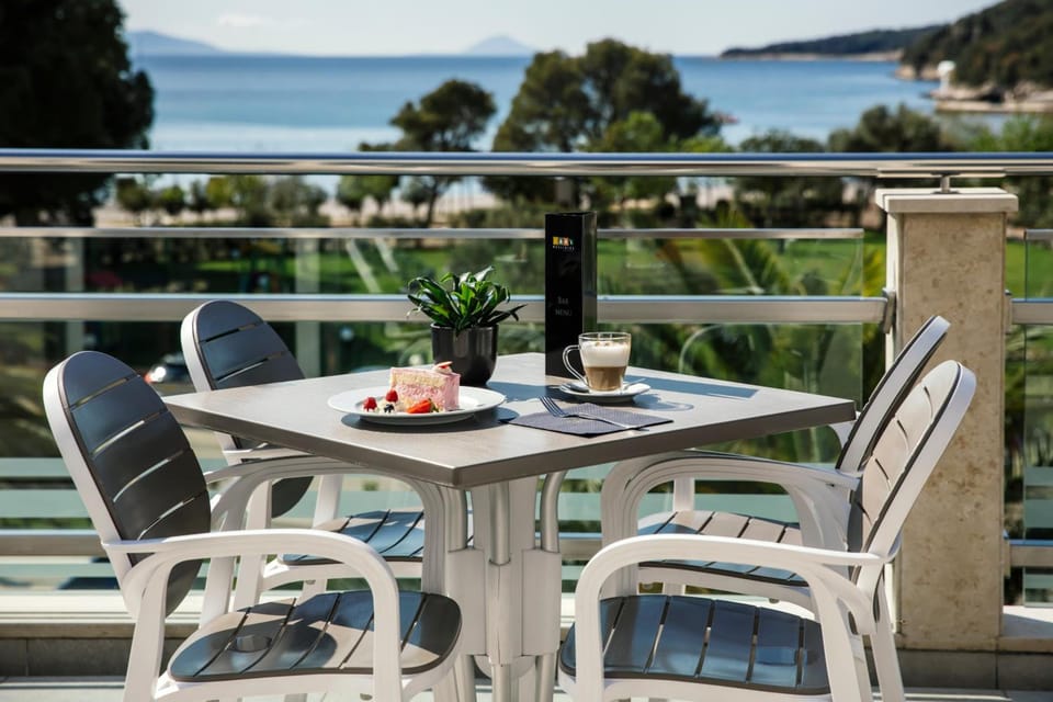 MASLINICA Mimosa Lido Palace Hotel Hotel in Istria County