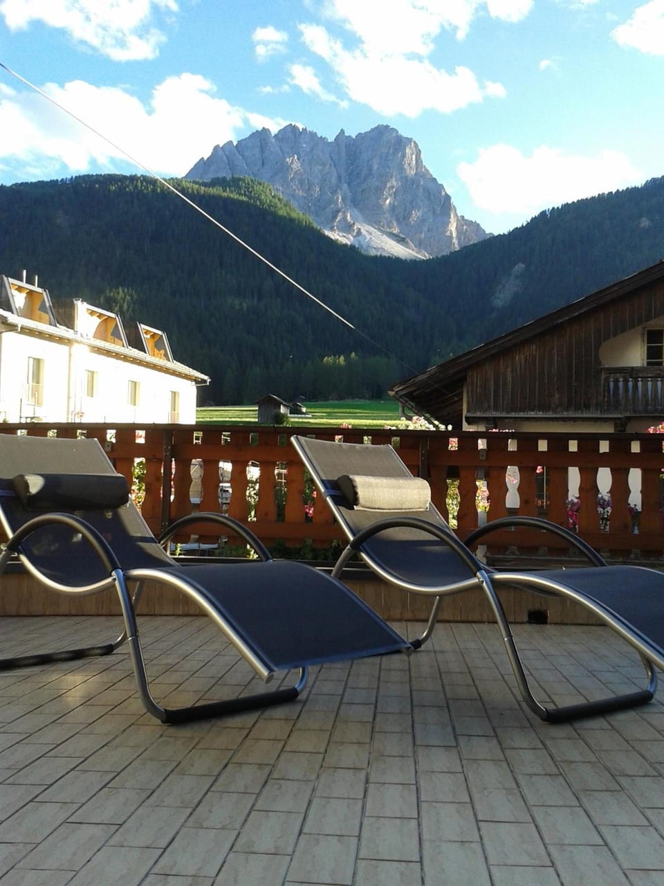 Hotel Mondschein Hotel in Sexten
