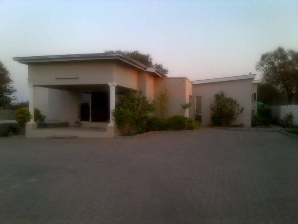Comfort Palace Guesthouse Kasane Hotel in Africa