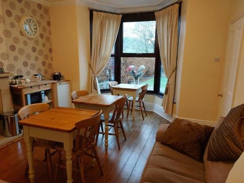Thorndene B&B Hotel in High Peak District