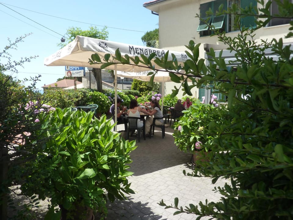 Hotel Silvia Framura - Cinque Terre Hotel in Framura