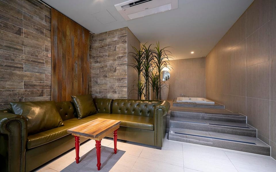 Gunsan Hotel Saint Motel in South Korea
