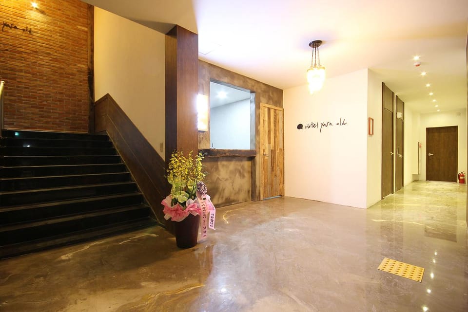Jeonju Gosa YAJA Hanokmaeul Motel in South Korea