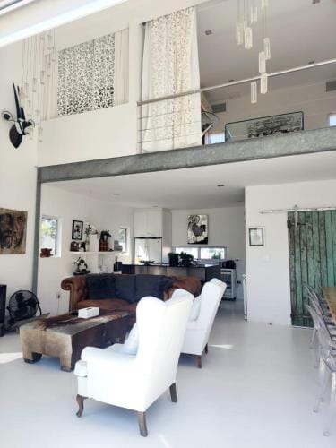 4 on Highworth Hotel in Sea Point