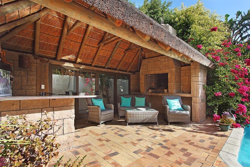 Atlantic Breeze Hotel in Cape Town