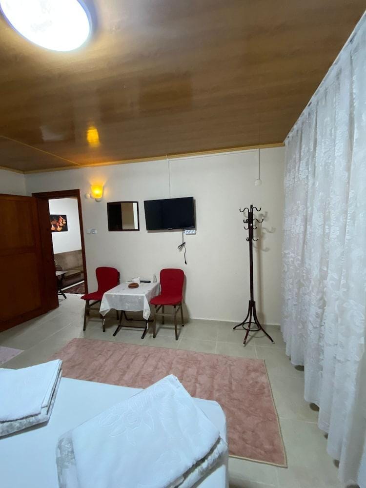 Elmas Restaurant ve Pansiyon Hotel in Aydın Province