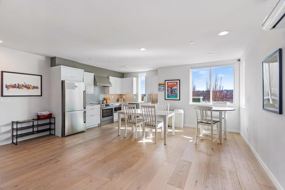 Back to The Future Sweet Suites Hotel in South Lake Union