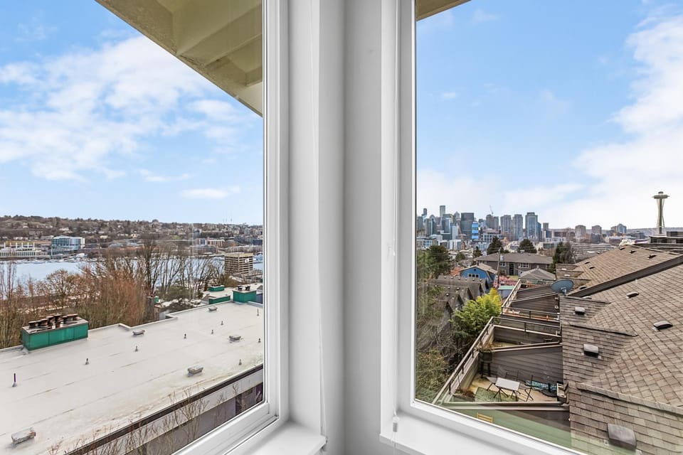 Back to The Future Sweet Suites Hotel in South Lake Union