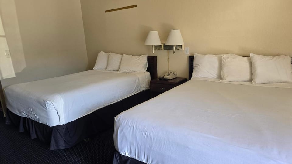Terrace Inn and Suites Hotel in El Cerrito