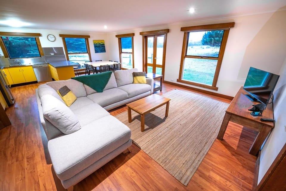 Icena Farm Accommodation Hotel in Tasmania