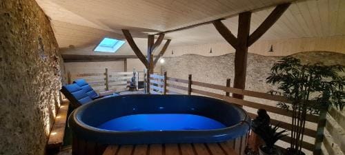 La Cabane et SPA Chez Jules Hotel in Switzerland