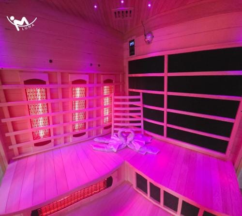 Spa Serviced Apartments LUNA R&R Hotel in South Kesteven District