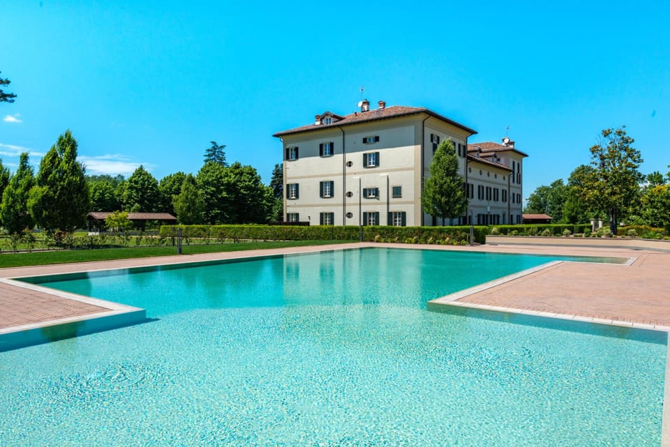 Villa Raggi Relais Hotel in Lombardy