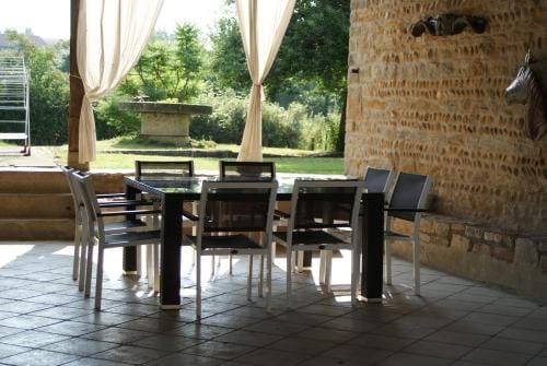 Le Moulin de Champagne Hotel in Bourgogne-Franche-Comté