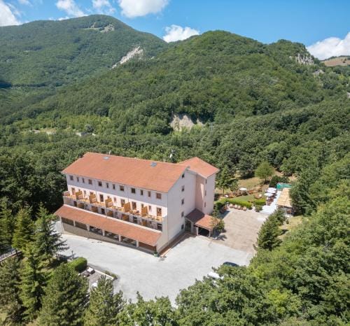 Hotel Rasinus Hotel in Molise, Italy