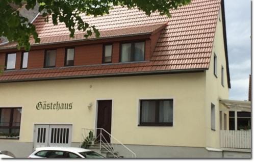 Gastehaus Niki Hotel in Tauberbischofsheim