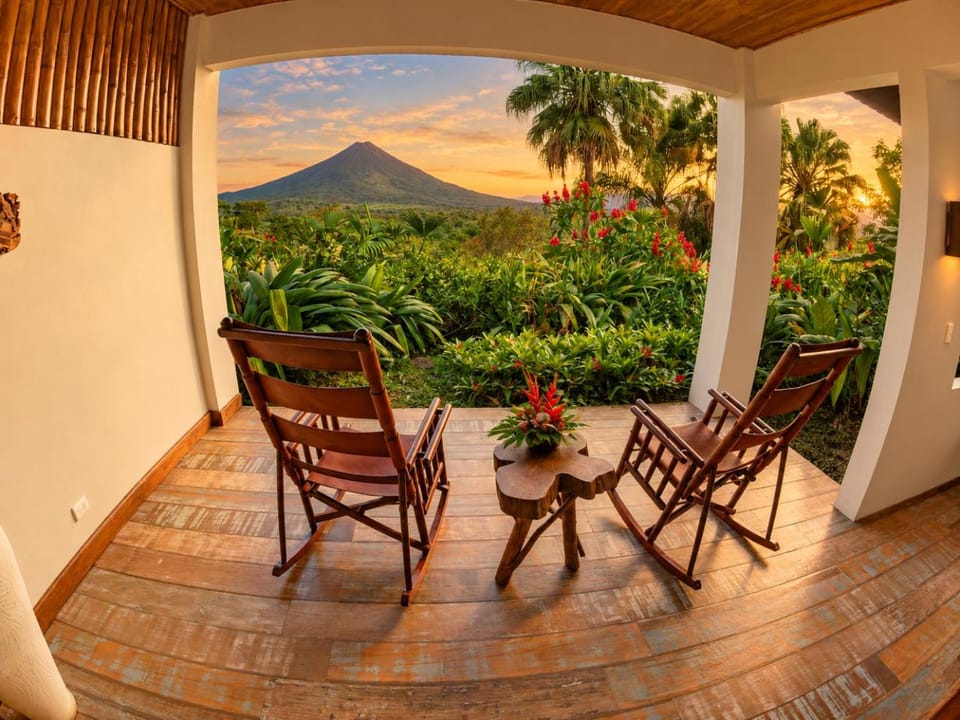 Lost Iguana Resort and Spa Hotel in Alajuela Province