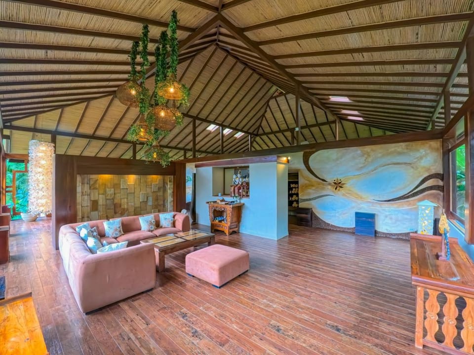 Lost Iguana Resort and Spa Hotel in Alajuela Province