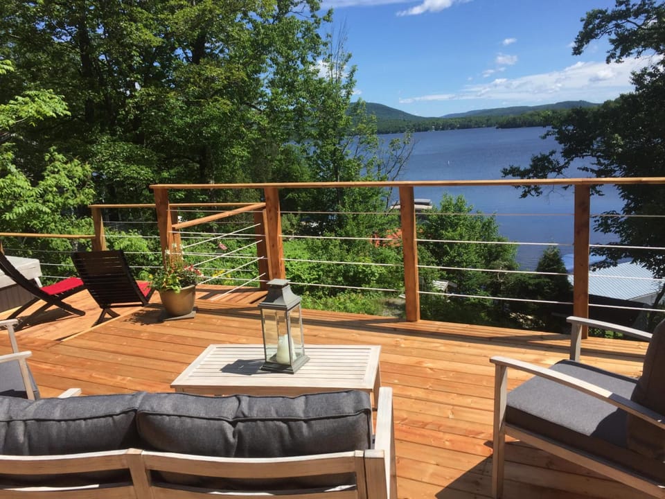 Manoir du Lac Sept-Iles Inn in Quebec