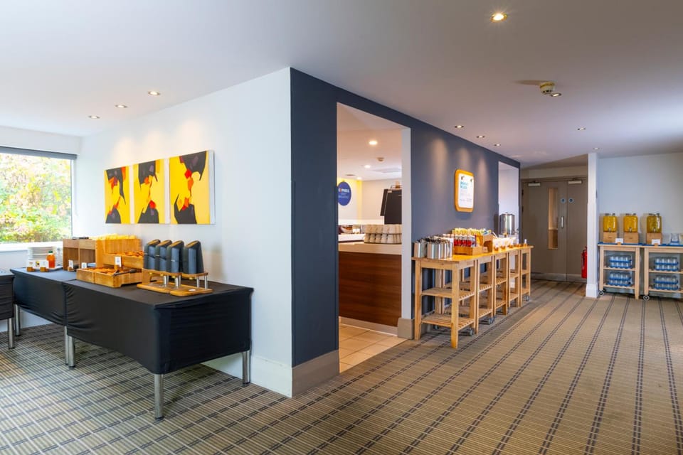 Holiday Inn Express Northampton - South By IHG Hotel in Daventry District