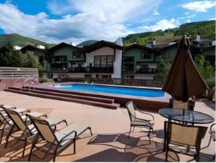 Sitzmark Vail Hotel in Vail