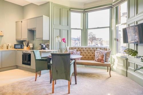 Boutique Home Stay - Bliss Studio Hotel in Paisley