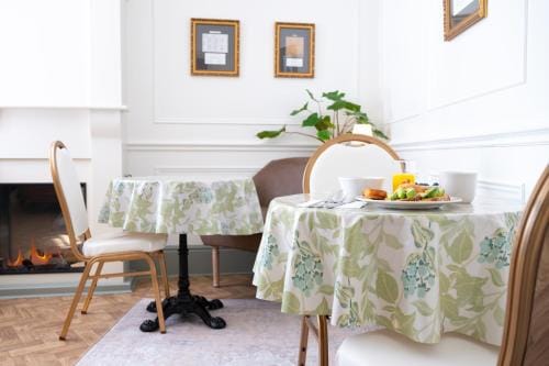 The Stella Historic Llandudno Bed & Breakfast Hotel in Llandudno