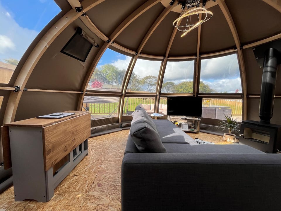 Moonlight Tent Hotel in Saint Florence