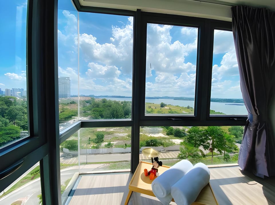 Country Garden Danga Bay by Lions Bay Hotel in Johor Bahru