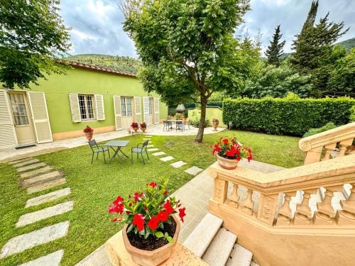 Marta Guest House Hotel in Lucca