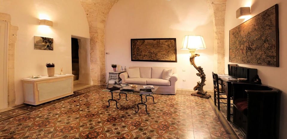 Palazzo Camarda Hotel in Ceglie Messapica